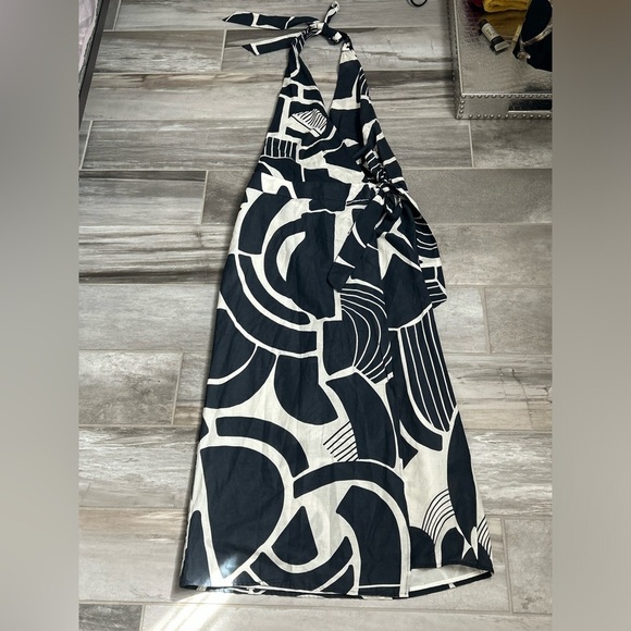 Zara | Nicole Printed Halter Dress - Picture 11 of 11